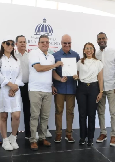 Ministro Francisco Camacho redbie  certificado.