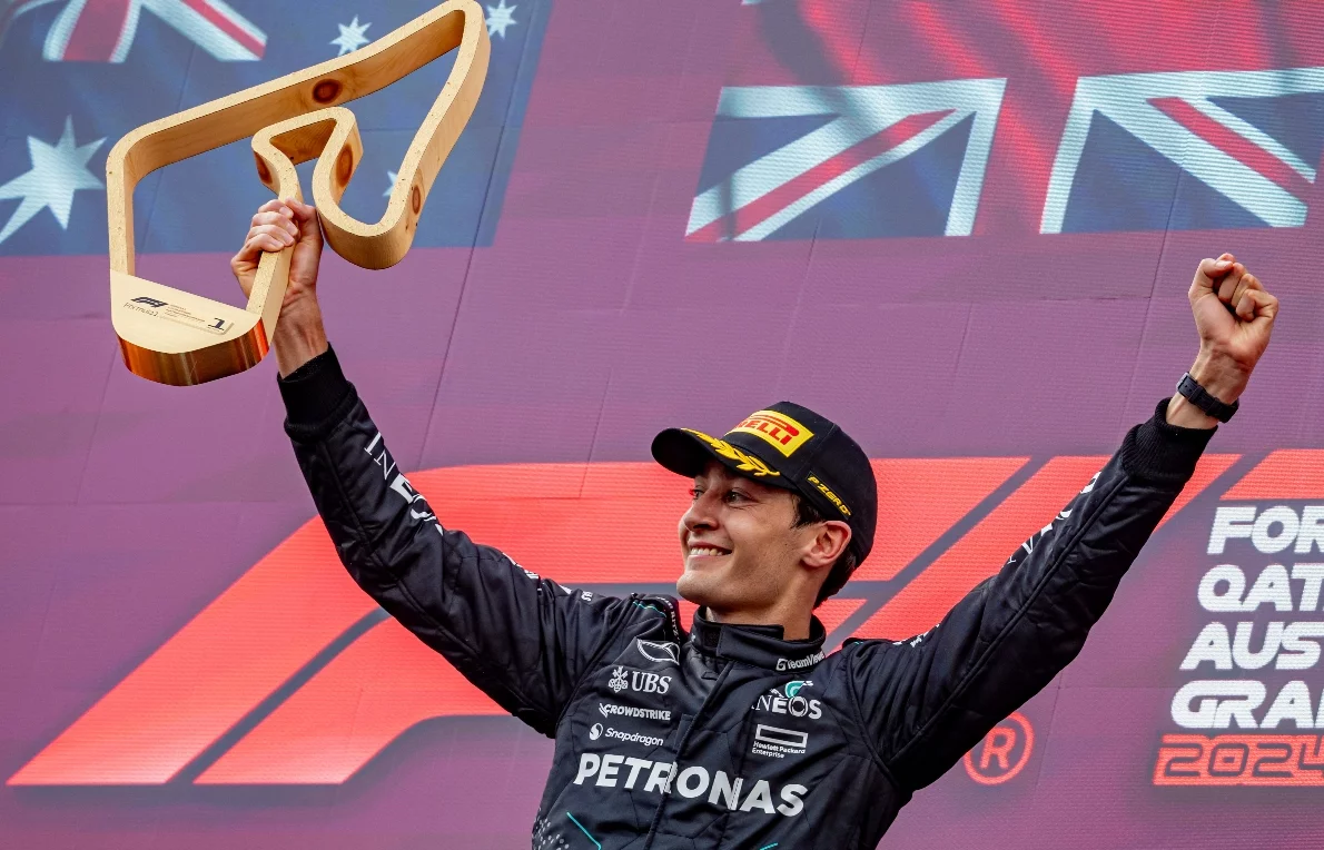 George Russell, de Mercedes,  celebra tras ganar ayer el Gran Premio de Austria.