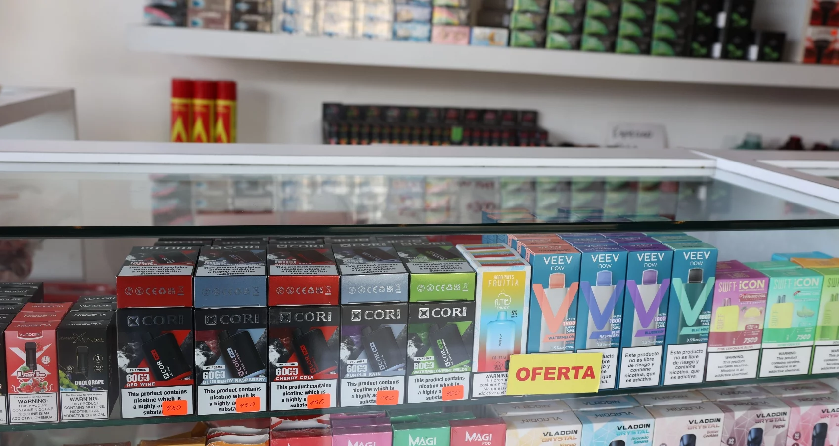 Reportaje sobre el crecimiento del comercio de los Vape, foto: Elieser Tapia