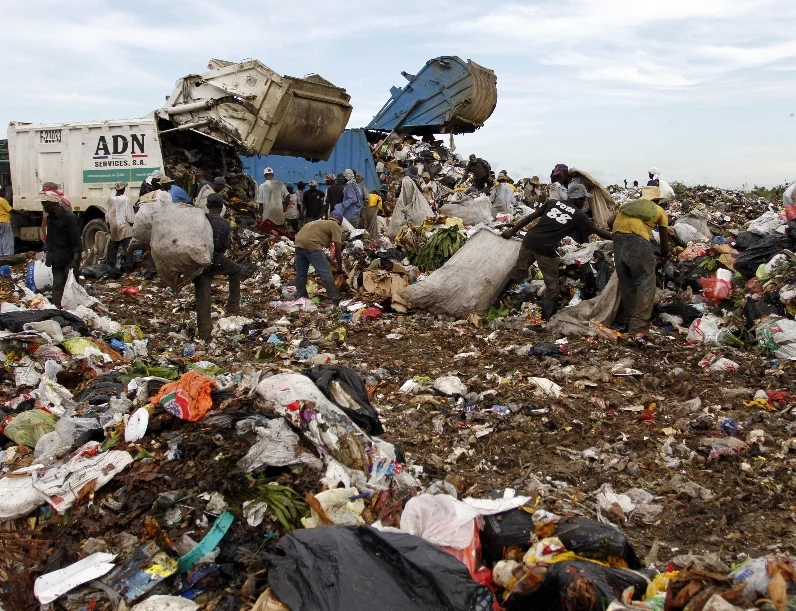 DOMINICAN REP-ENVIRONMENT-RECYCLING-GARBAGE