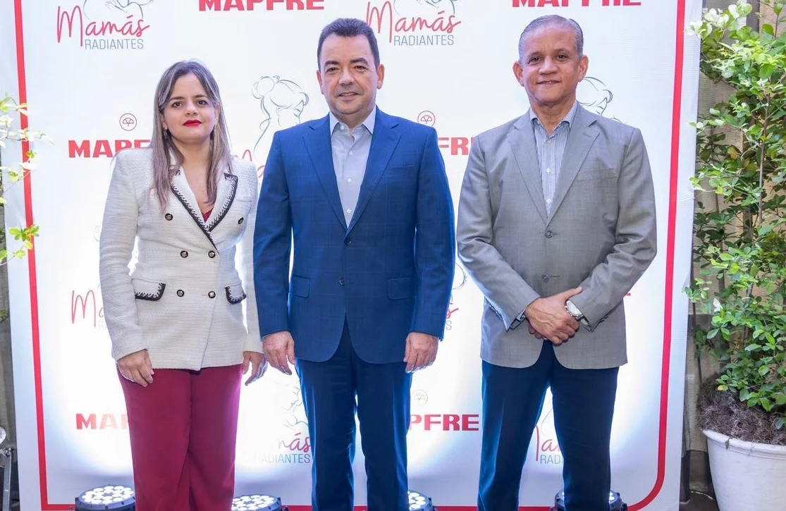 Natacha Quiterio, Andrés Mejía y Christian Wazar.
