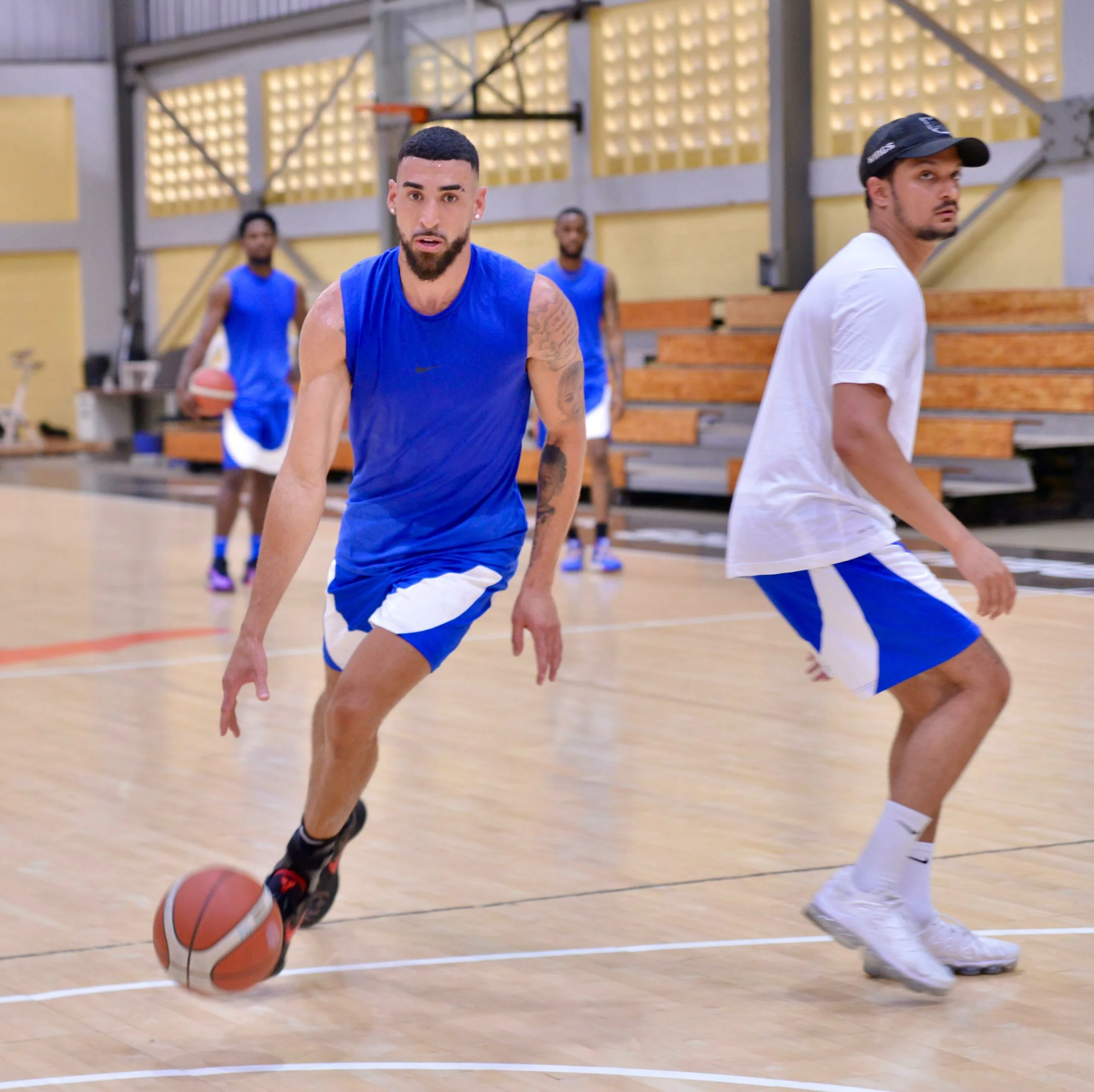 Chris Duarte en las prácticas del equipo dominicano este lunes en el Centro Olímpico 1.
