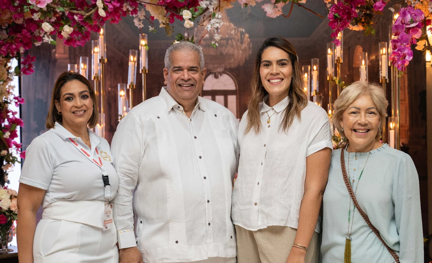 Paola Graciela Vargas, Patricia Acosta y Pedro Vargas.