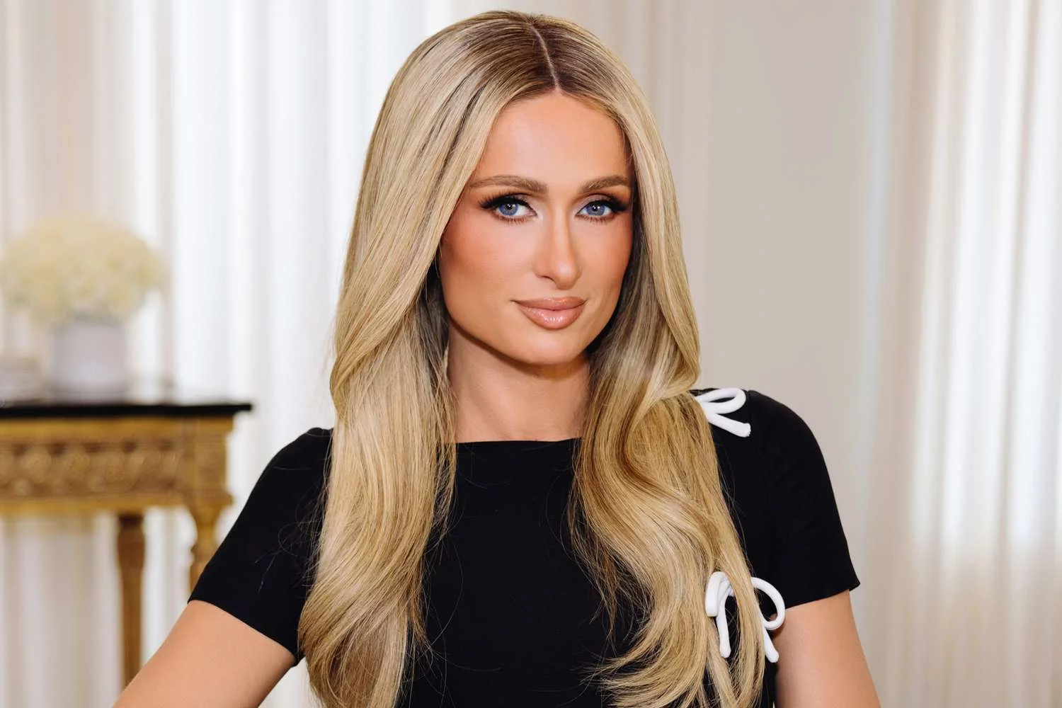 paris-hilton-memorable-looks-102623-4203e165e7e848f59088712aefb1834e
