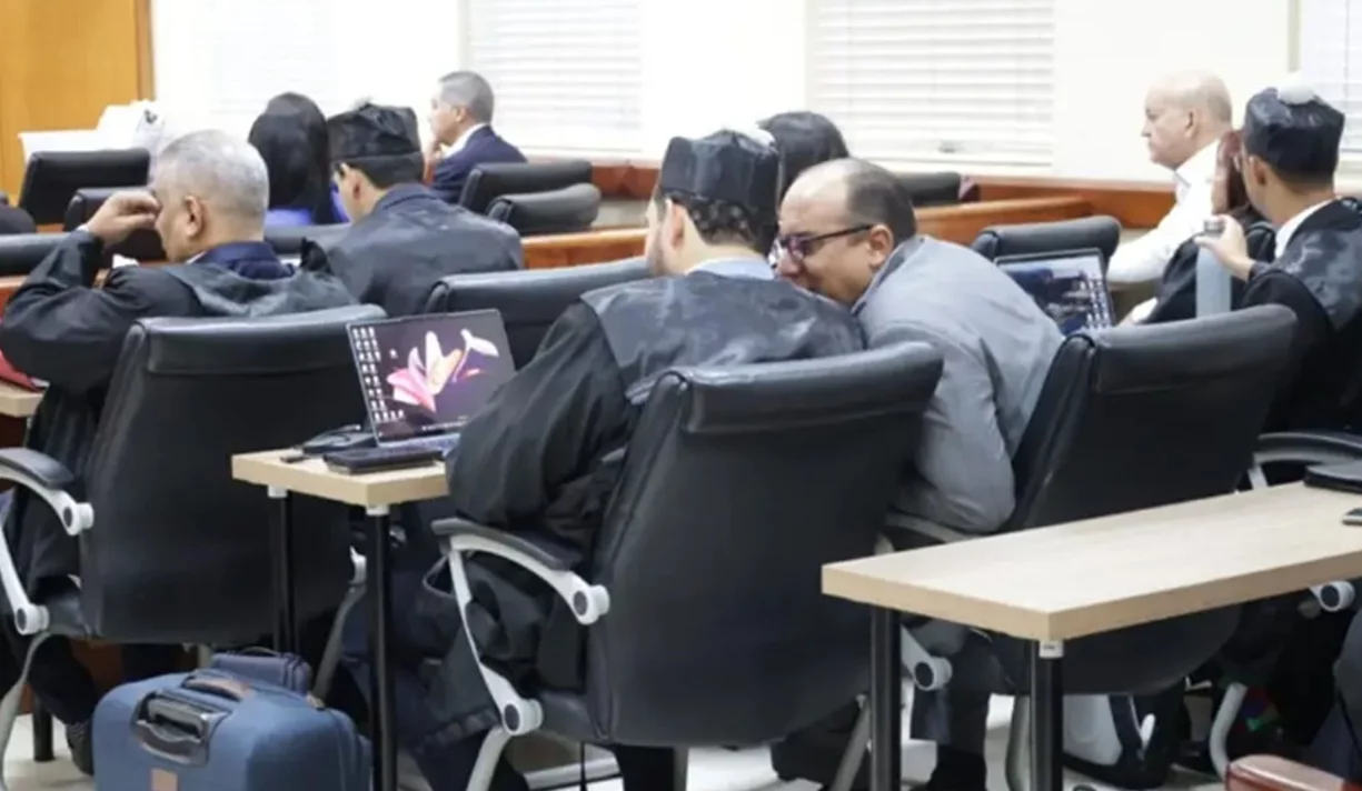 La audiencia fue aplazada para el 22 de agosto.  Archivo