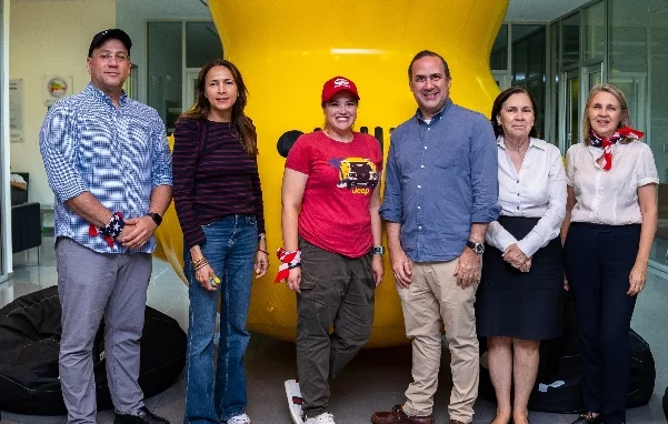 Ramón González, Diana Ramos, Sophia Frankenberg, Donald Pimentel, Georgia Reid y Clara Reid.