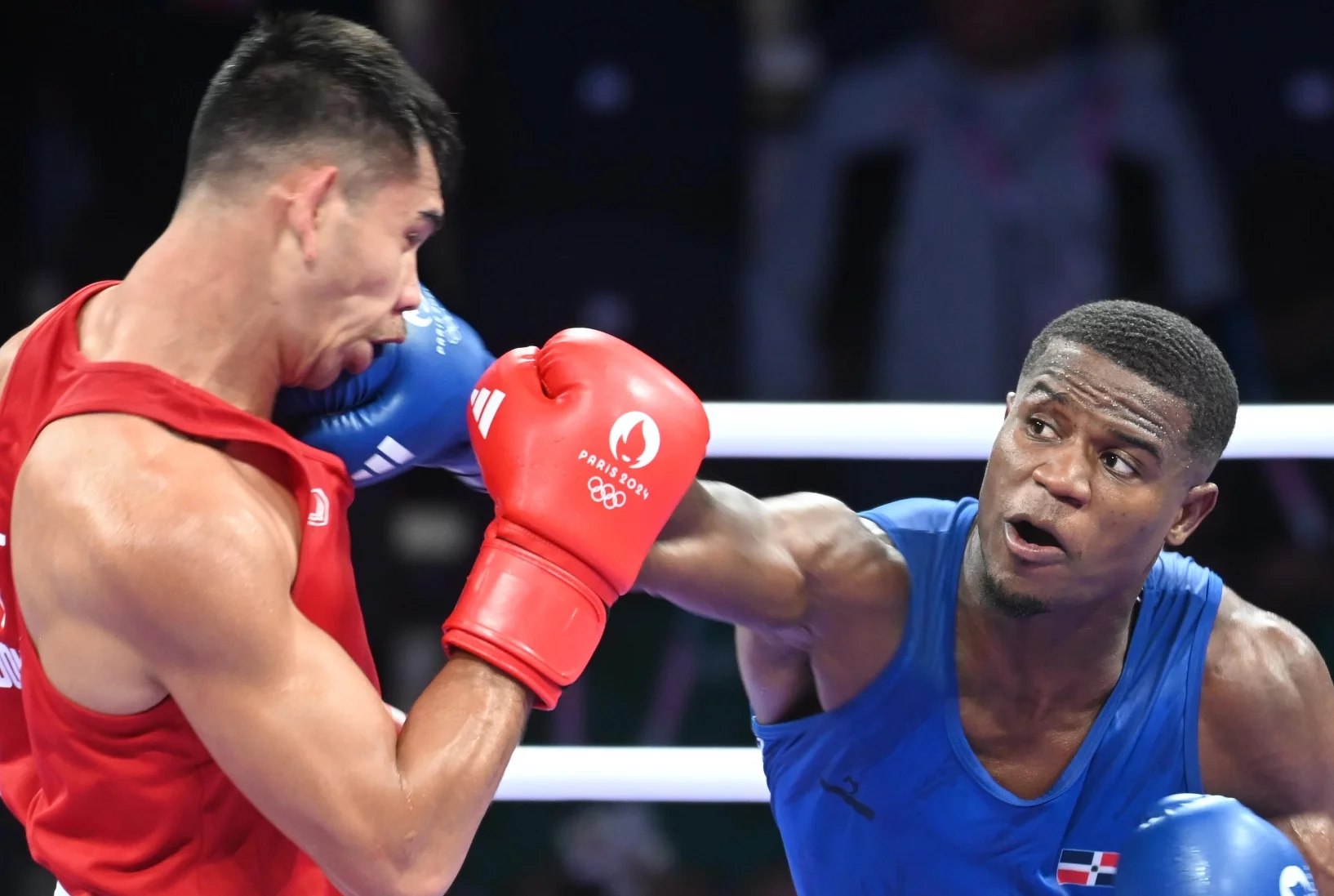 El boxeador dominicano Cristian Pinales  goza de una defensa impecable y un contragolpe  oportuno.