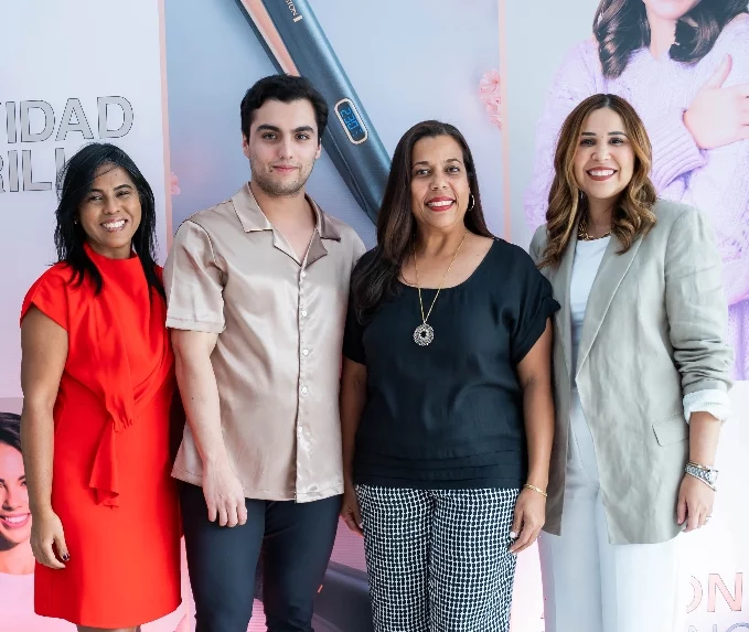 Cesarina María, José Muñoz, Ivonne Cuesta y Ámbar Hernández.