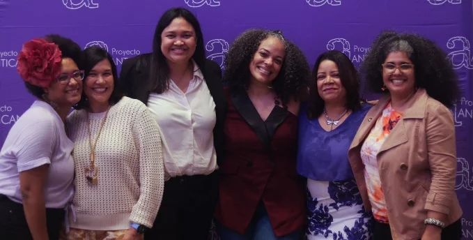 Organizadoras y homenajeadas.