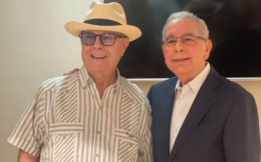 Hipólito Mejía y Danilo Medina se reunieron ayer.
