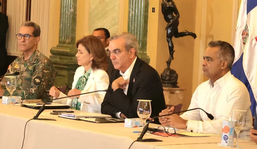 Luis Abinader encabezó el encuentro en el Palacio Nacional.