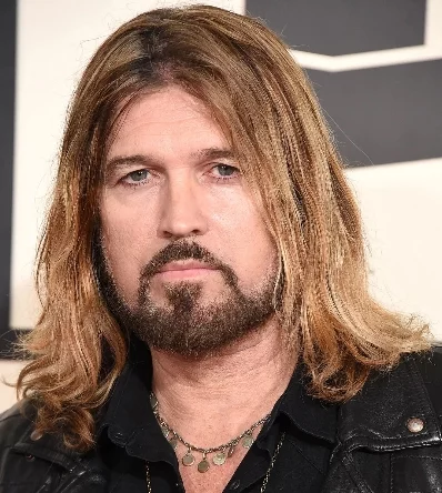 Billy Ray Cyrus interpuso una demanda a su esposa.