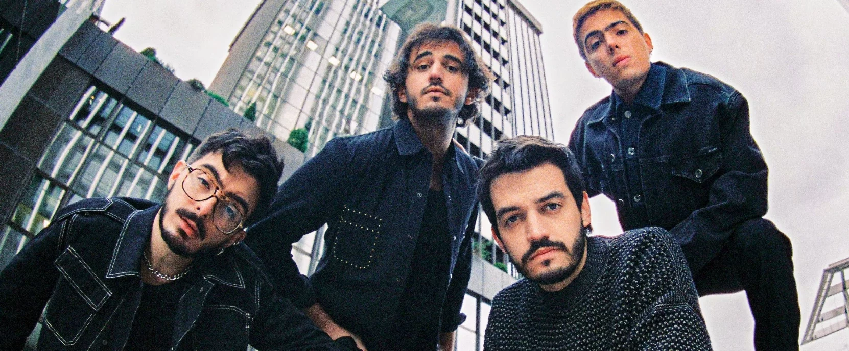 Morat, la banda colombiana  que es  multiplatino y aclamada internacionalmente, llega a cantar a RD.   Archivo.