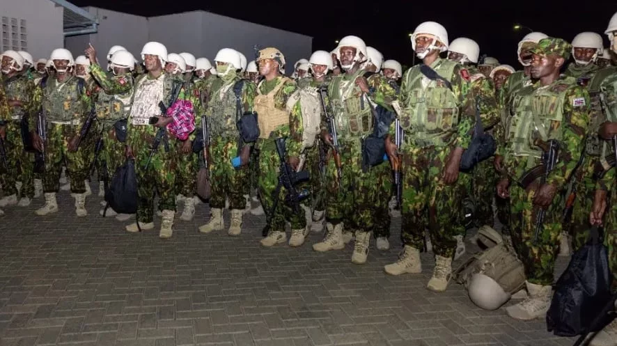 Mision-policias-de-Kenia