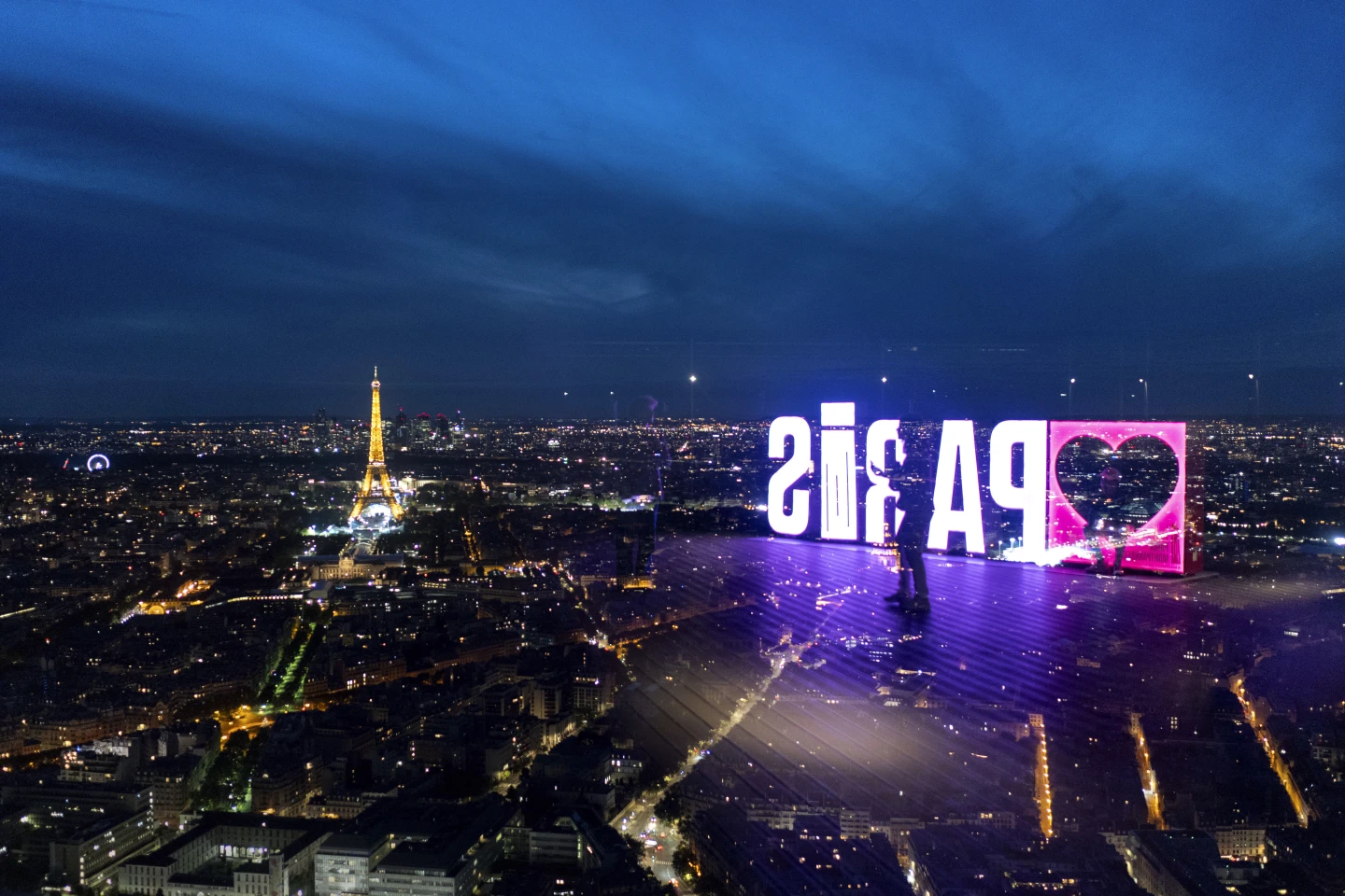 PARIS