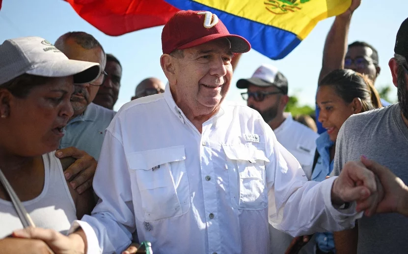 Edmundo González Urrutia tiene abierta una investigación.