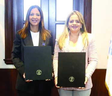 Odile Camilo Vincent  y  Natacha Quiterio.