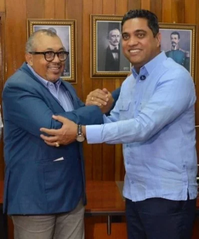 Ministro Kelvin Cruz  y Américo Celado, presidente ACD.