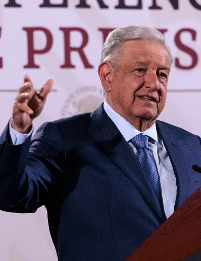 López Obrador culpa a gobiernos anteriores del desempeño de México en París 2024