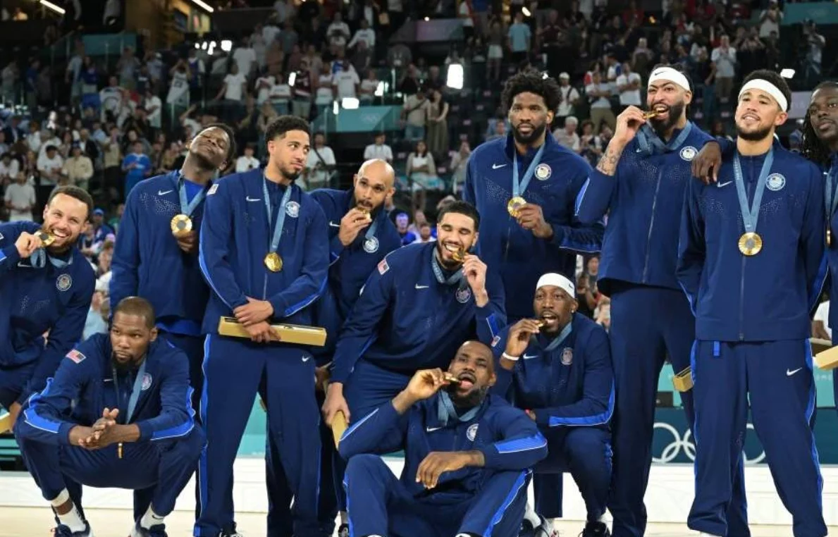 El equipo de baloncesto masculino se coronó campeón el pasado sábado ante Francia.