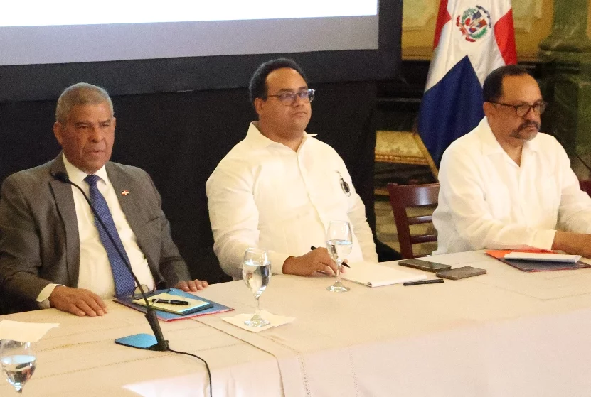 La reunión duró cerca de dos horas y media.  FUENTE EXTERNA