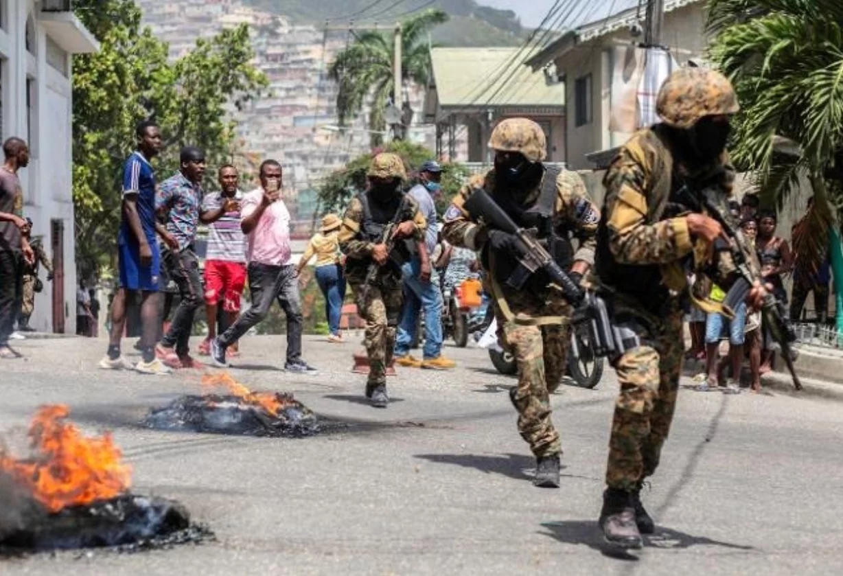 La violencia no para en el territorio haitiano y cada día son más las personas afectadas.  efe