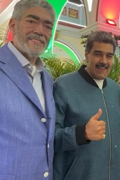 Miguel Mejía, presidente del MIU junto a Nicolás Maduro.