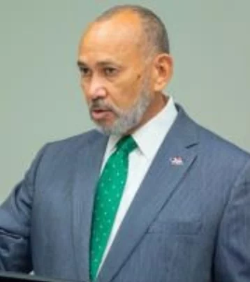 Víctor Castro director ejecutivo del INABIE.