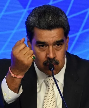Nicolás Maduro garantizó salida de González Urrutia.