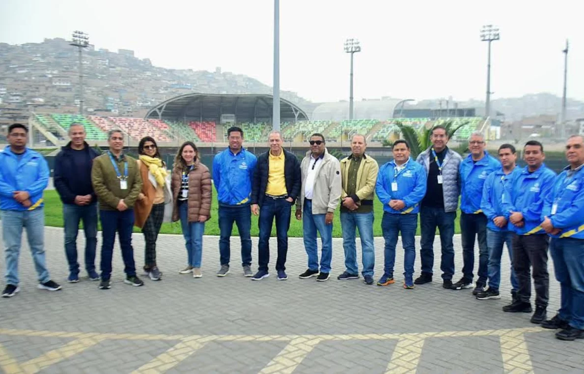 Miembros del Comité Organizador Santo Domingo 2026, durante la visita a Lima, Perú.