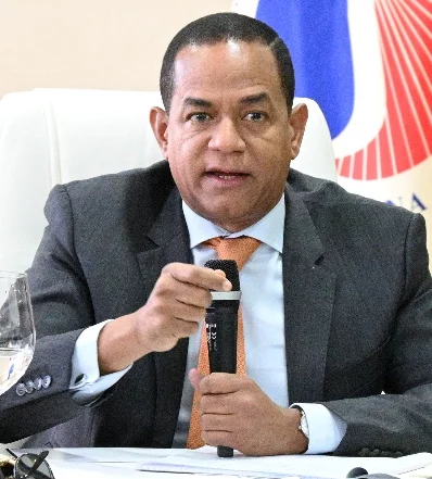 Julio César Valentín