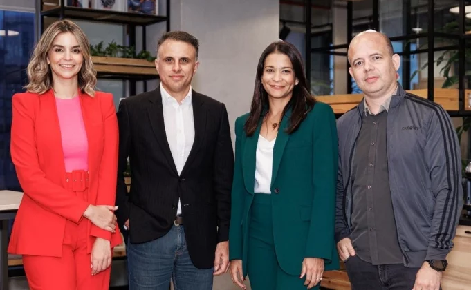 Pamela Pitizia, José Grateraux, Arlette Palacio y Angel Rosario.