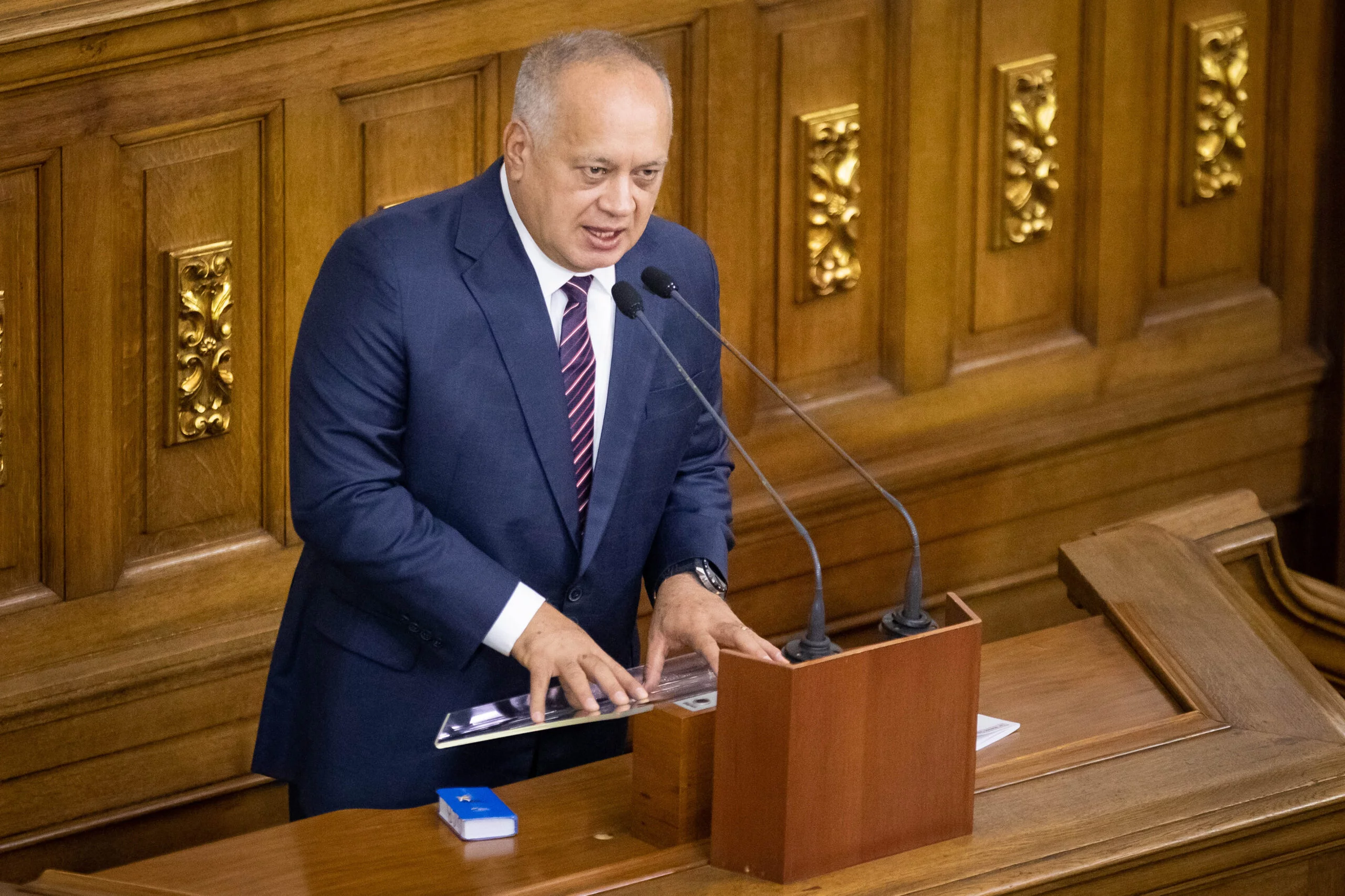 El ministro de Interior de Venezuela dice que hay 11 personas detenidas por el apagón nacional