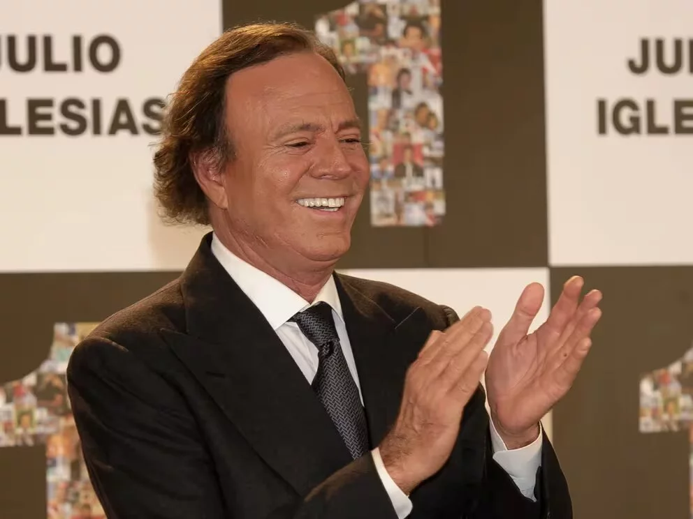 Julio Iglesias