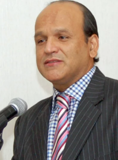 Iván García, dirigente comercial.