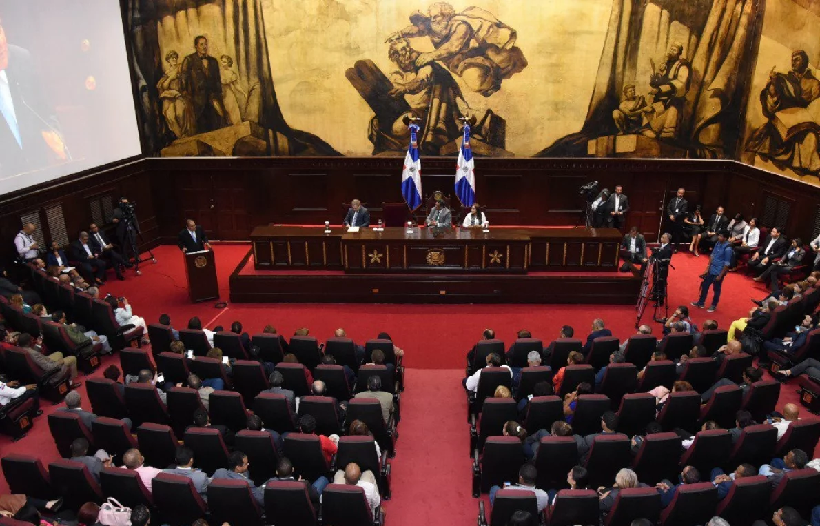 Senado y Cámara de Diputados piden al presidente extender legislatura