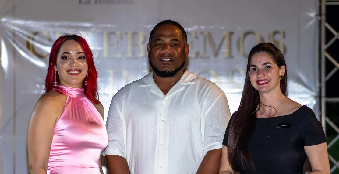 Karen Yapoort, Edwin Encarnación y Virginia Gómez.