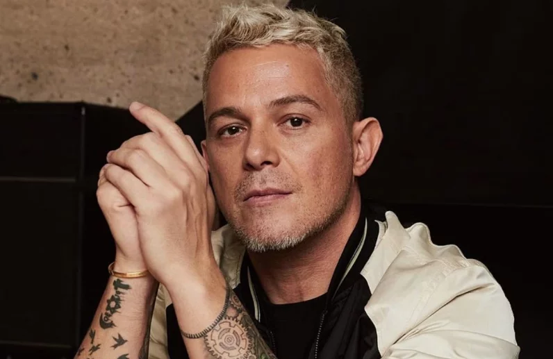 Alejandro Sanz   inició su carrera en 1991.