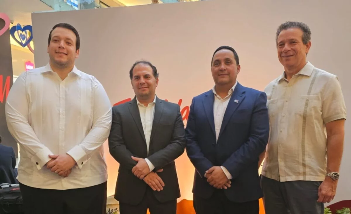 Alberto Jiménez, Reynaldo Velasco, Santiago Medina y José Jiménez.