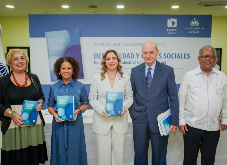 Josefina Zaitier, Cheila Valera, Gloria Reyes, Teófilo -Quico- Tabar y José M. Artiles.