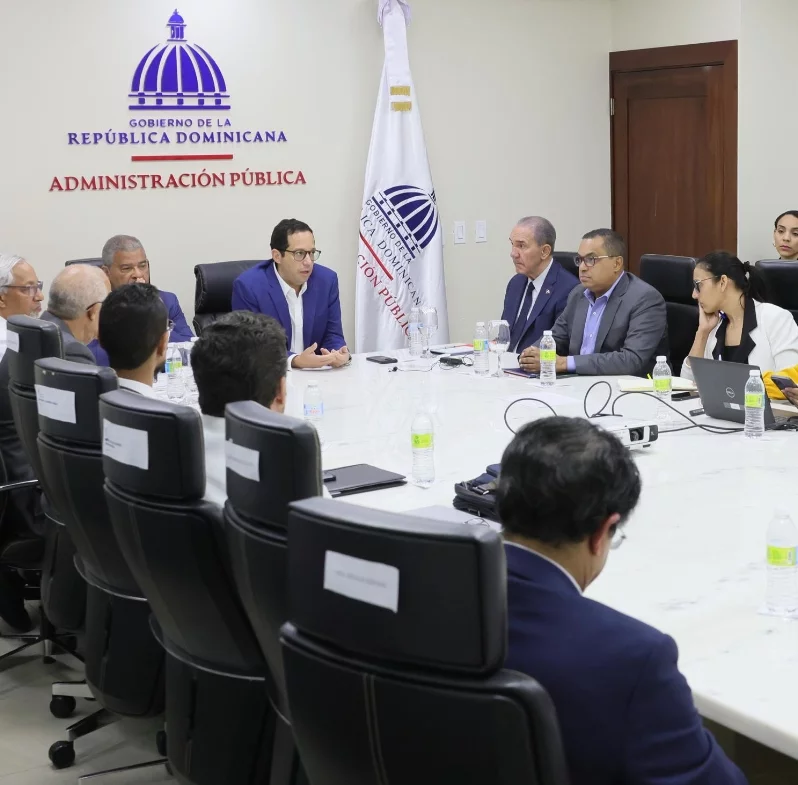 Sigmund Freund encabezó la primera reunión de trabajo.