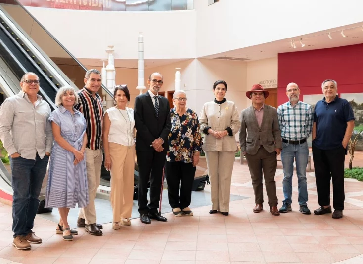 Representantes de la Fundación Eduardo León Jimenes y Centro León.
