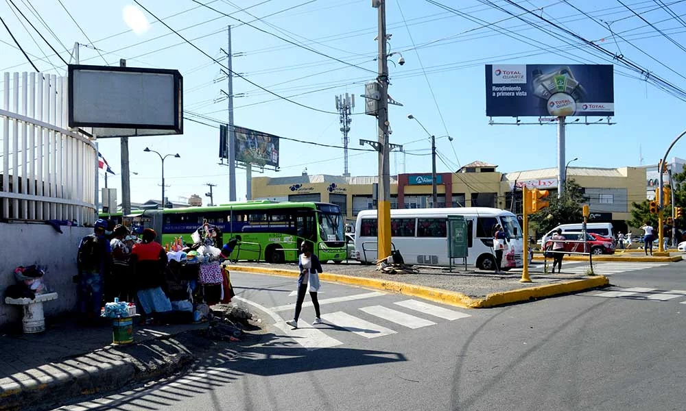 La Isabel Aguiar es una de las avenidas más concurridas del gran Santo Domingo. Fuente externa