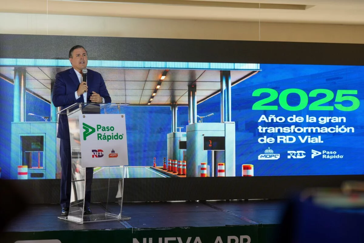 Jean Luis Rodríguez, director de RD Vial, durante el acto de lanzamiento