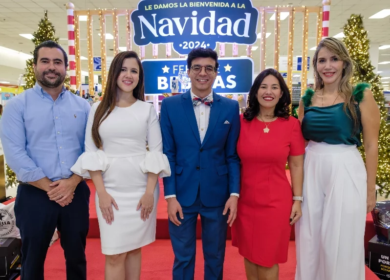 Raúl Alberti, Jennifer Terrero, Ricardo Gómez, Nicole Mejía y Yill Odreman.
