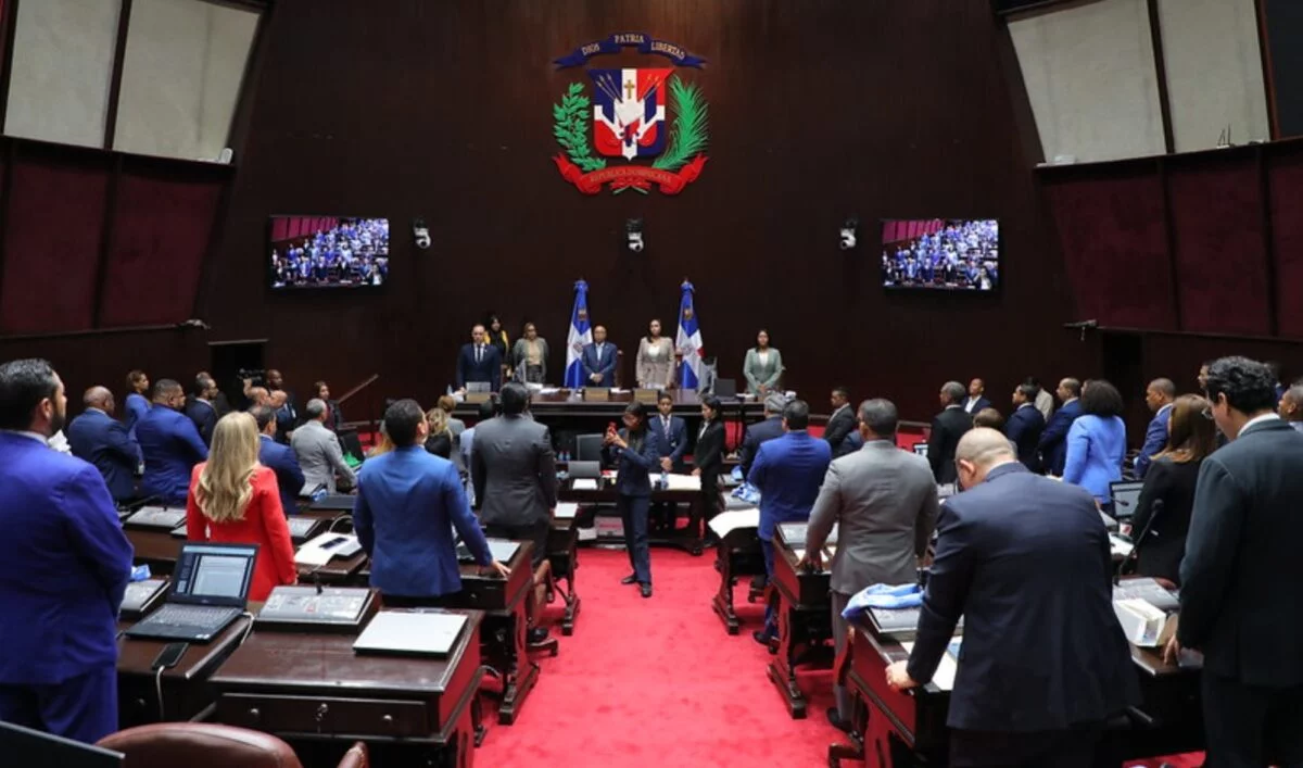 En la Cámara de Diputados están incómodos con los privilegios de los senadores, piden generalizar.
