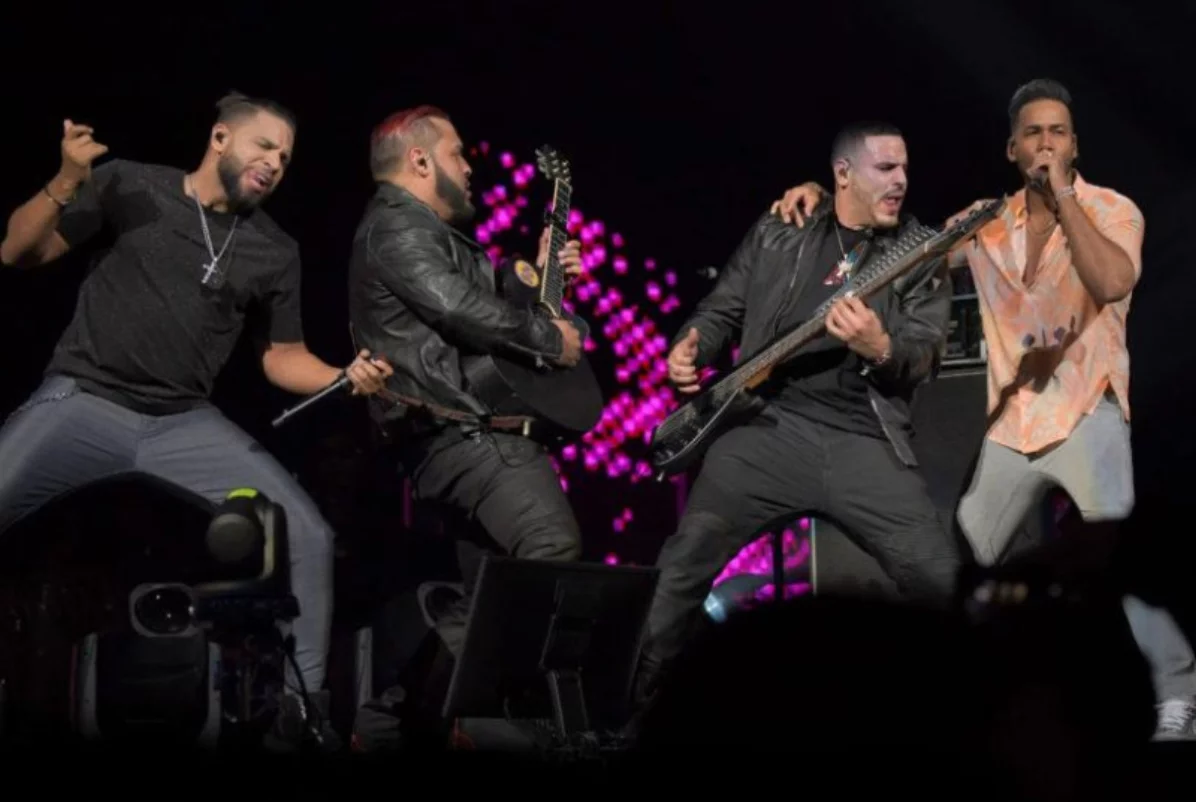 Romeo, Henry, Max y Lenny forman a  Aventura que llega a su fin con estos conciertos.