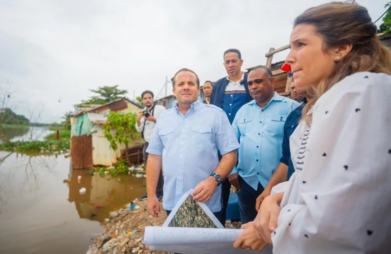 José Ignacio Paliza durante un recorrido por la zona.