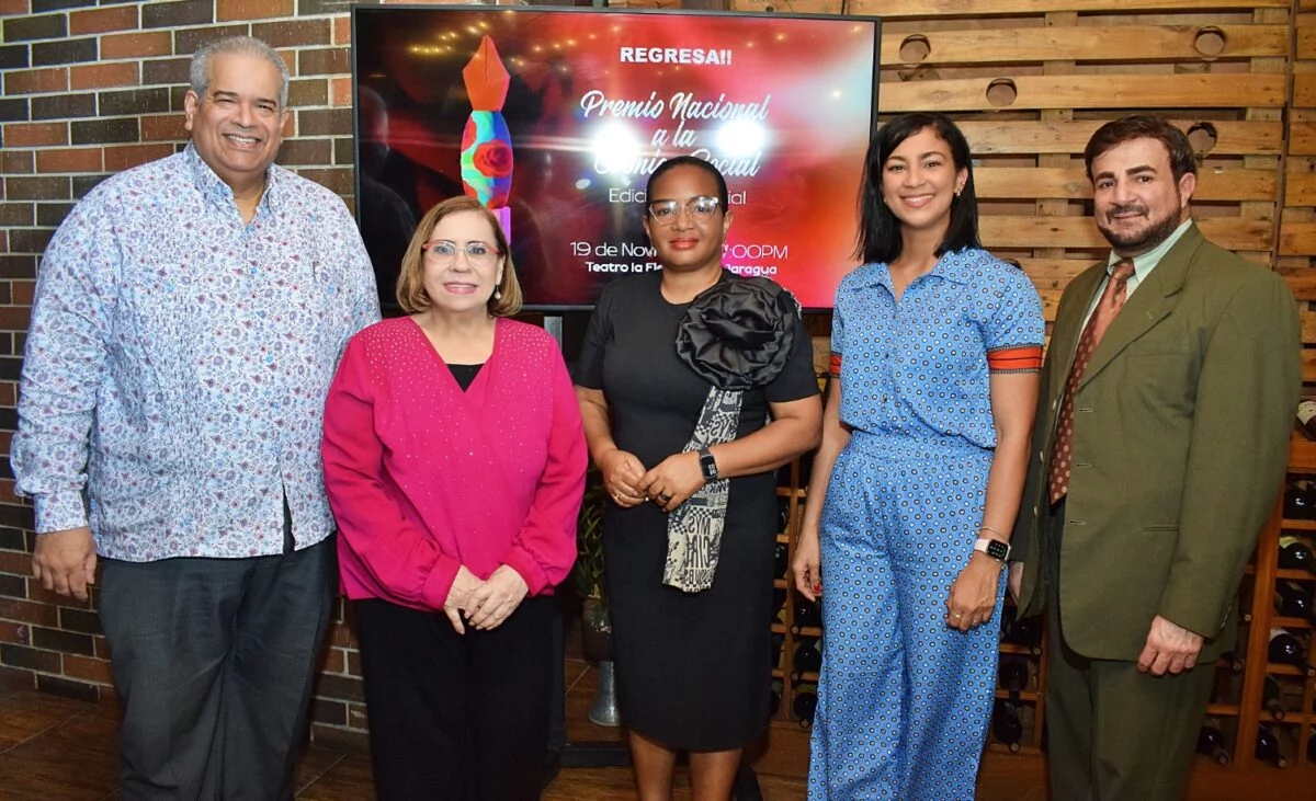 Pedro Vargas, Mirna Pimentel, María Isabel Matos, Johanny Polanco y  Juan Tomás.