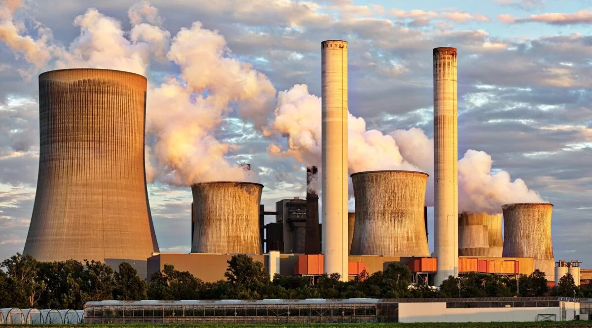 Los gases que generan industrias , así como de combustibles fósiles  figuran entre los más impactan el planeta.